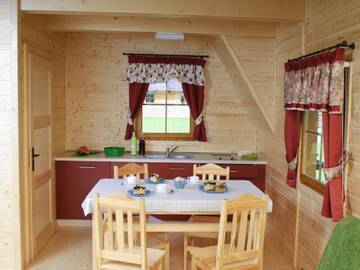 Фото номера Шале Курортные отели Czocha-Camping г. Лесьна 7